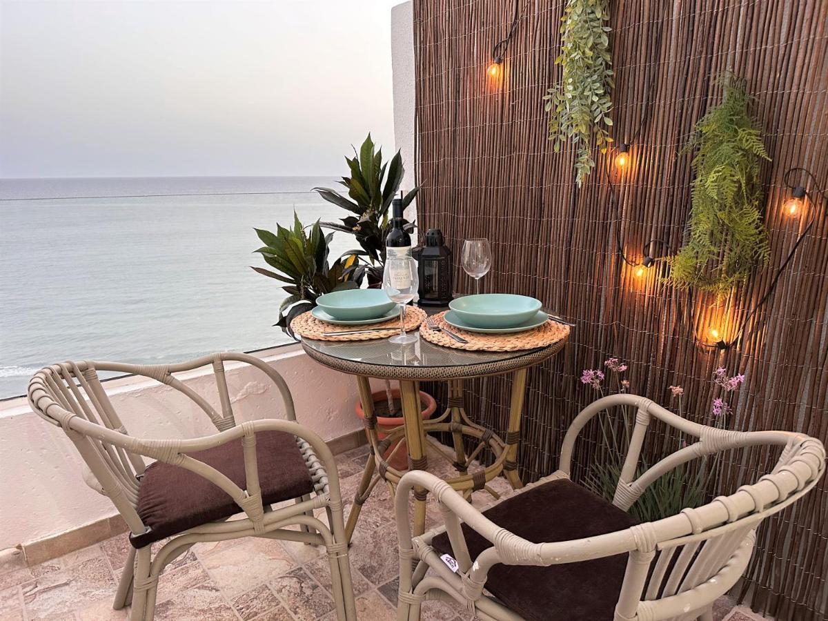 Ocean Views - Apartment